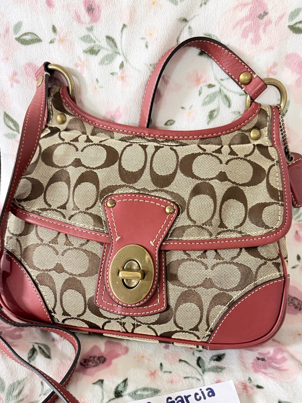 Coach Turnlock Signature Canvas Hippie Slingbag Crossbody Red